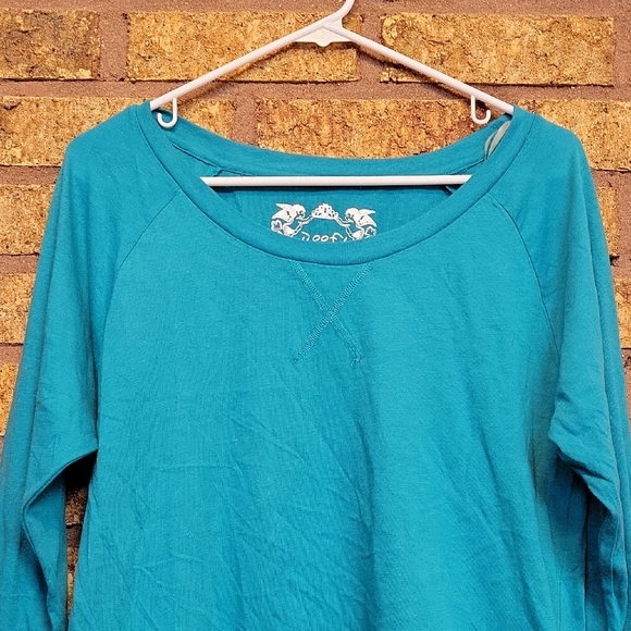 Poof! Women's Teal Long Sleeve Stretchy Shirt Size Large - Picture 8 of 11